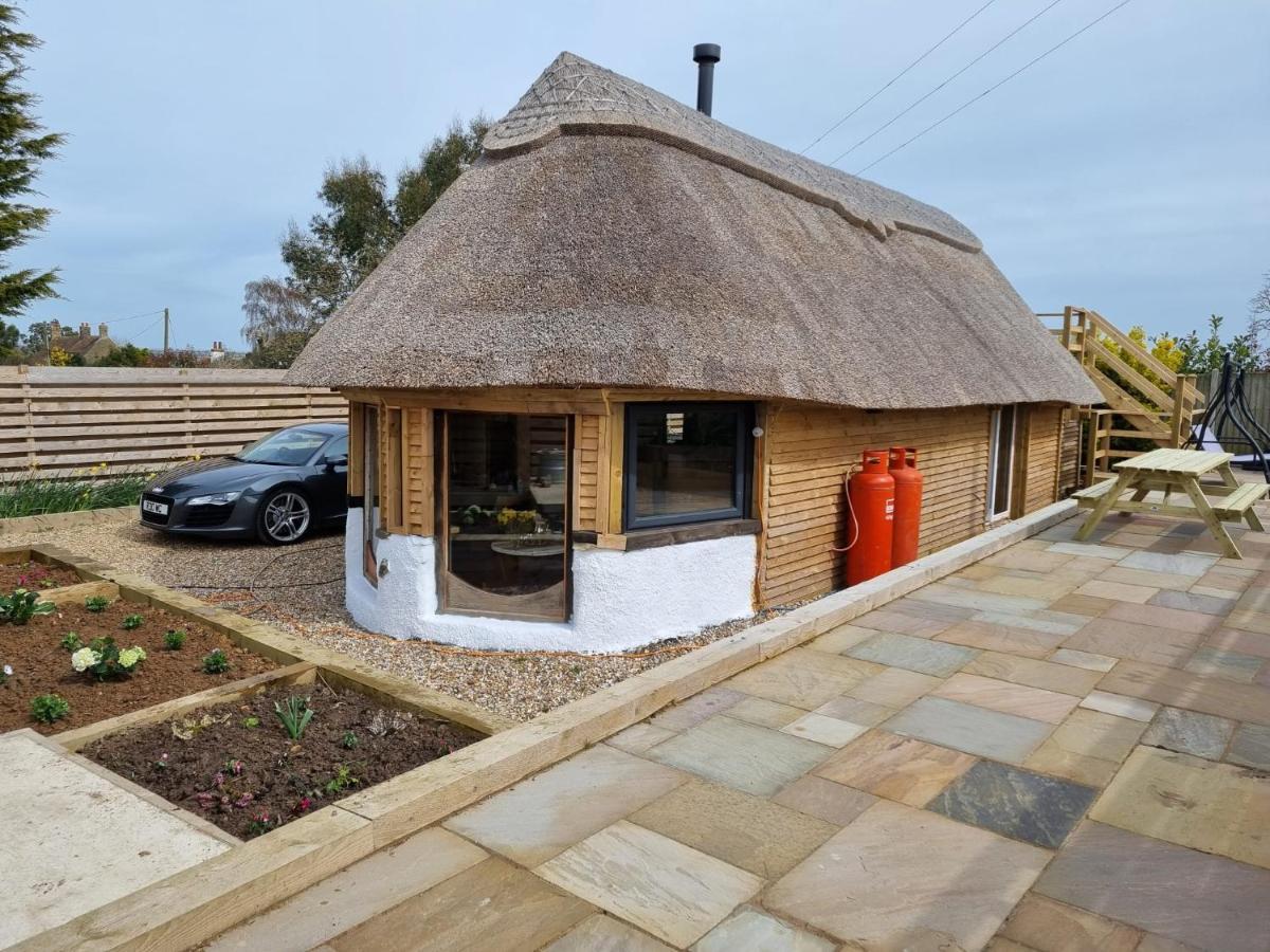 The Thatchie Deal Exterior foto